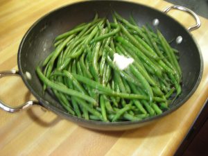 Cooked French beans w/ butter